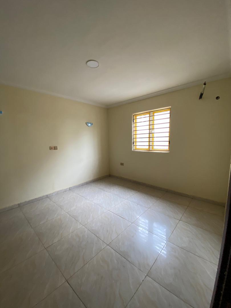 WhatsApp Image 2025-09-30 at 15.30.40 (1)