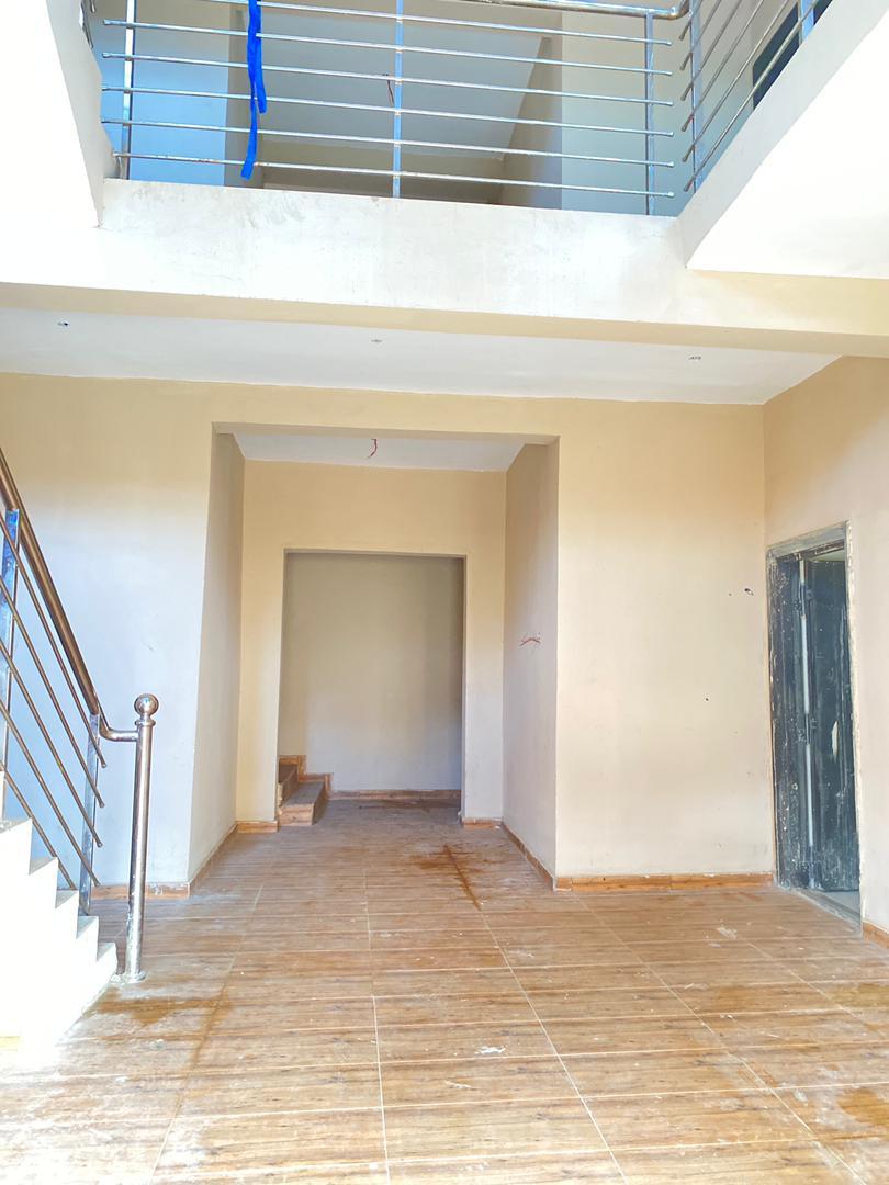 WhatsApp Image 2025-09-30 at 15.30.41