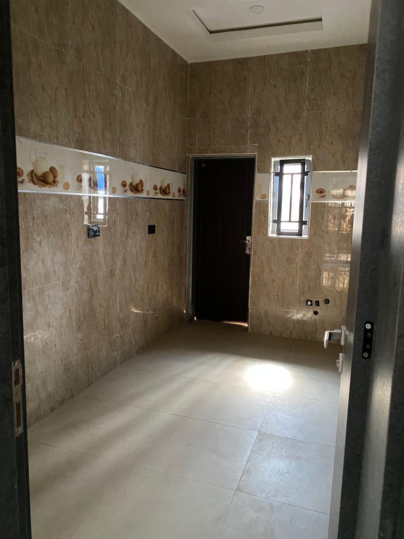 WhatsApp Image 2025-10-09 at 16.30.12